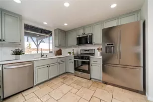 24356 Via Las Junitas, Murrieta, CA 92562 - Photo 5