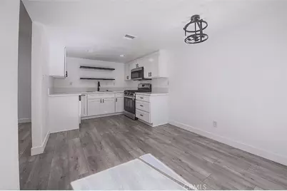 16465 Green Tree, Victorville, CA 92395 - Photo 7