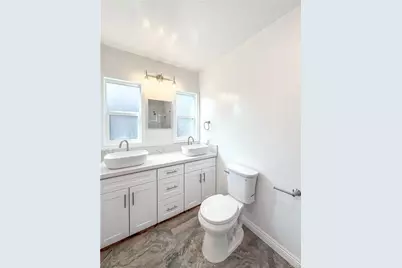 634 W Mendocino Street, Altadena, CA 91001 - Photo 13