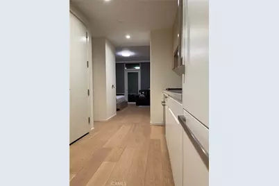 877 Francisco #1123, Los Angeles, CA 90017 - Photo 3