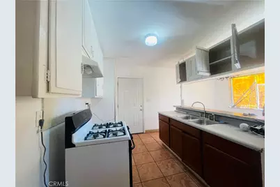 5609 56115613 E Beverly Boulevard #3, East Los Angeles, CA 90022 - Photo 17