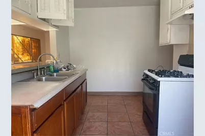 5609 56115613 E Beverly Boulevard #3, East Los Angeles, CA 90022 - Photo 11