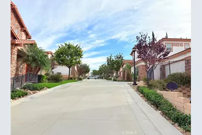 564 Via Pueblo, Riverside, CA 92507 - Photo 35