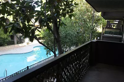 7304 Corbin Avenue #F, Reseda, CA 91335 - Photo 9