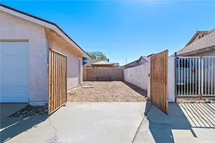 1359 Redwood, Needles, CA 92363 - Photo 7