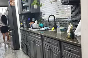 145 W 66th St, Los Angeles, CA 90003 - Photo 11