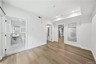 2939 Leeward Ave, Los Angeles, CA 90005 - Photo 11