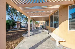 7691 Coffeeberry Dr, Eastvale, CA 92880 - Photo 33