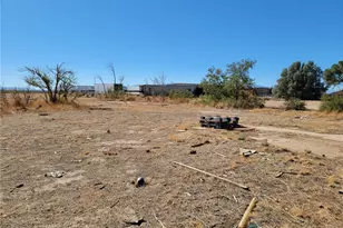 11957 Bartlett, Adelanto, CA 92301 - Photo 23