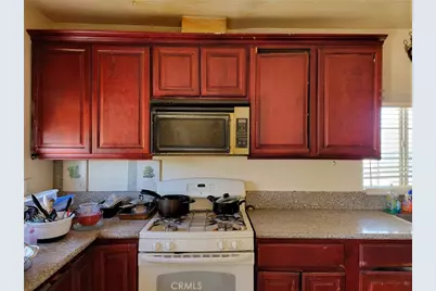 11957 Bartlett, Adelanto, CA 92301 - Photo 7