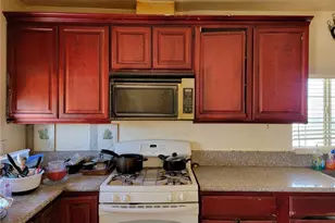 11957 Bartlett, Adelanto, CA 92301 - Photo 7