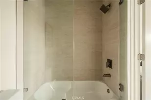 1919 Seigneur Ave, Los Angeles, CA 90032 - Photo 17