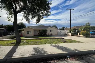 426 W 1st St, Azusa, CA 91702 - Photo 21