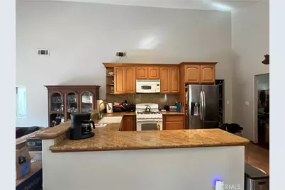 426 W 1st Street, Azusa, CA 91702 - Photo 5