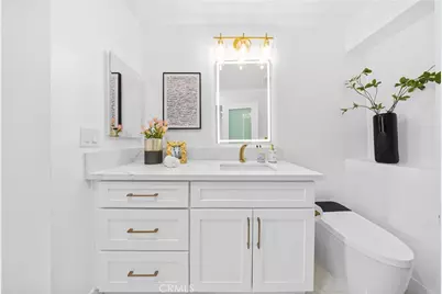 1550 N Laurel Avenue #203, Los Angeles, CA 90046 - Photo 23