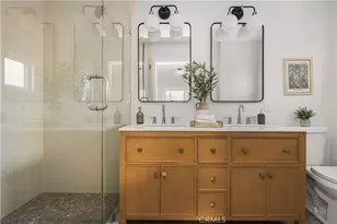 7001 Lasaine Ave, Van Nuys, CA 91406 - Photo 13