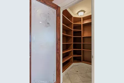 56 N Arroyo, Pasadena, CA 91105 - Photo 15