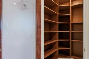 56 N Arroyo, Pasadena, CA 91105 - Photo 15