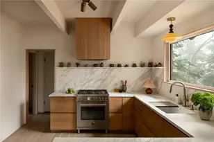 28443 Altamont Ct, Lake Arrowhead, CA 92352 - Photo 11