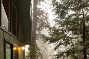 28443 Altamont Ct, Lake Arrowhead, CA 92352 - Photo 31