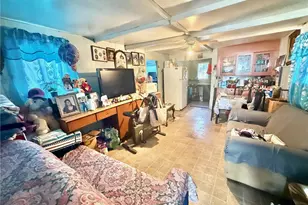 860 W 54th, Los Angeles, CA 90037 - Photo 13