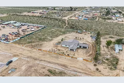 14426 Tumbleweed Road, Phelan, CA 92371 - Photo 9