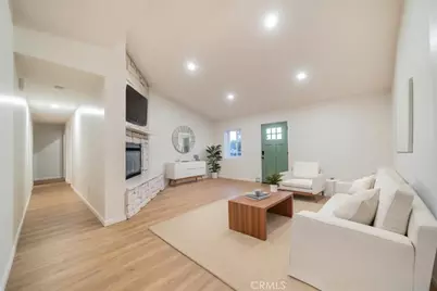 16754 Pauhaska, Apple Valley, CA 92307 - Photo 5