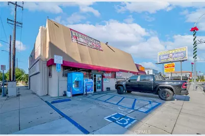 5559 Atlantic, Maywood, CA 90270 - Photo 9