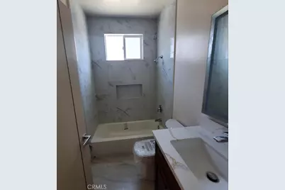 3765 Globe, Los Angeles, CA 90066 - Photo 23