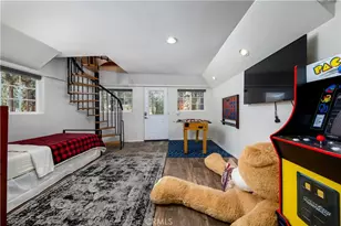 39651 Flicker Rd, Fawnskin, CA 92333 - Photo 45