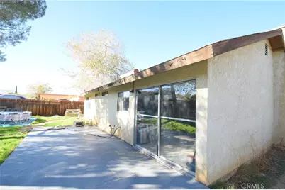 1814 E Avenue R2, Palmdale, CA 93550 - Photo 9