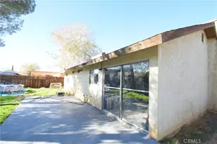 1814 E Ave R2, Palmdale, CA 93550 - Photo 9