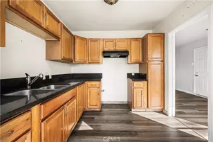 166 E Osgood St, Long Beach, CA 90805 - Photo 9