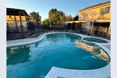 13931 Shadow, Fontana, CA 92337 - Photo 5