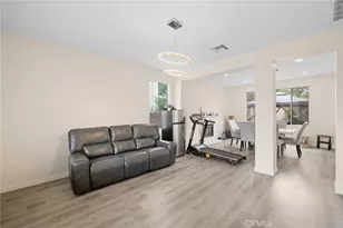 1077 Hibiscus Ct, Pomona, CA 91766 - Photo 3