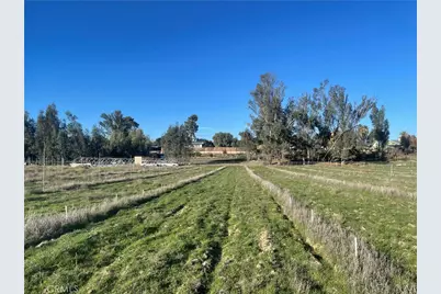 27560 Cornell St, Hemet, CA 92544 - Photo 25