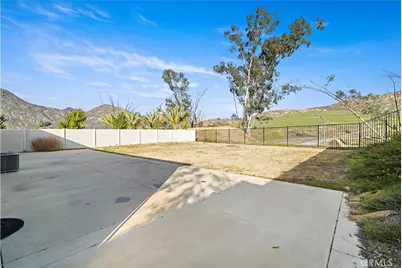 8044 Country Mile Lane, Riverside, CA 92507 - Photo 39