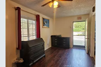 17441 Hiawatha Street, Granada Hills, CA 91344 - Photo 11