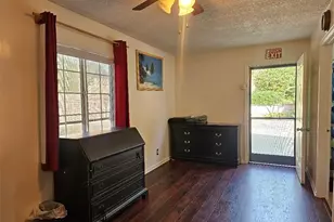 17441 Hiawatha St, Granada Hills, CA 91344 - Photo 11