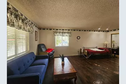 17441 Hiawatha Street, Granada Hills, CA 91344 - Photo 5