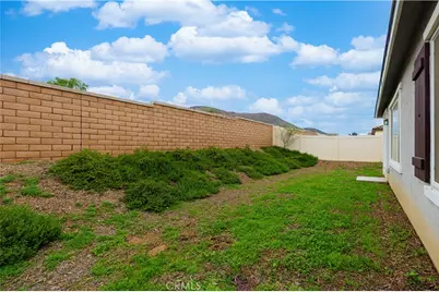 19668 Season Grove Dr, Riverside, CA 92507 - Photo 15