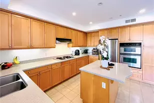 201 E Angeleno Ave, Burbank, CA 91502 - Photo 13