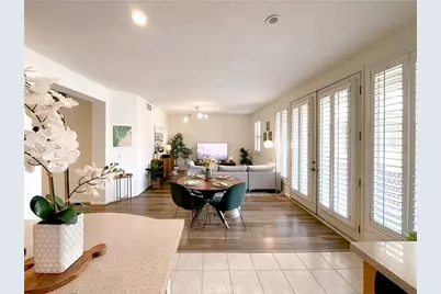 201 E Angeleno Avenue #206, Burbank, CA 91502 - Photo 7