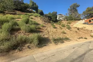 528 Rustic Dr, Los Angeles, CA 90065 - Photo 1