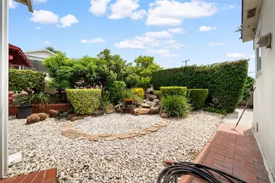 2917 W Hellman Avenue, Alhambra, CA 91803 - Photo 11