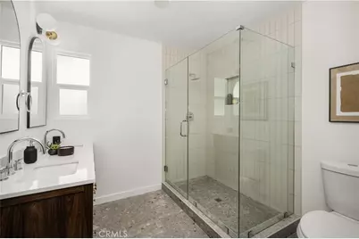 8051 Etiwanda Ave, Reseda, CA 91335 - Photo 13