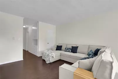 640 Elm Avenue #12, Long Beach, CA 90802 - Photo 1