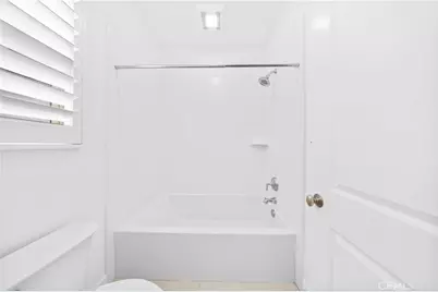 230 Shelbourne, Irvine, CA 92620 - Photo 27