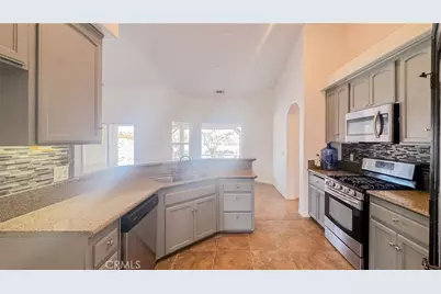 11126 Arena Road, Pinon Hills, CA 92372 - Photo 7