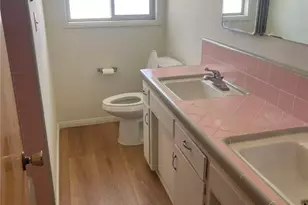 7411 Joshua Ln, Yucca Valley, CA 92284 - Photo 13